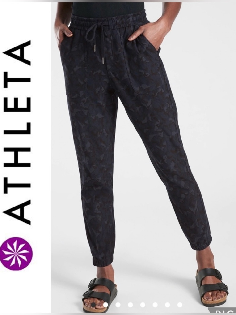 Athleta Women’s Sz 4 Navy Camo Farallon Joggers